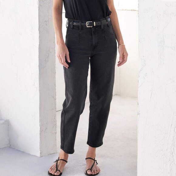 AYR Womens The Beat Barrel Leg Ankle Crop Jeans in Uni Black - Picture 1 of 13